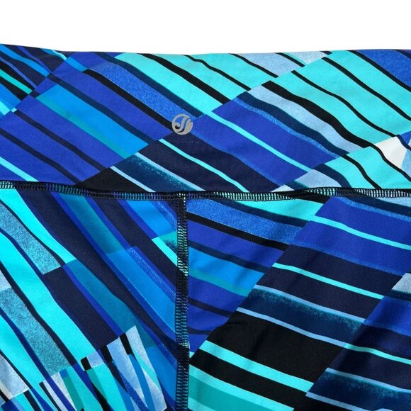NWT Soma Sport Womens Blue Geometric Sprint Stripe Royal Crop Leggings Size L - Picture 4 of 11